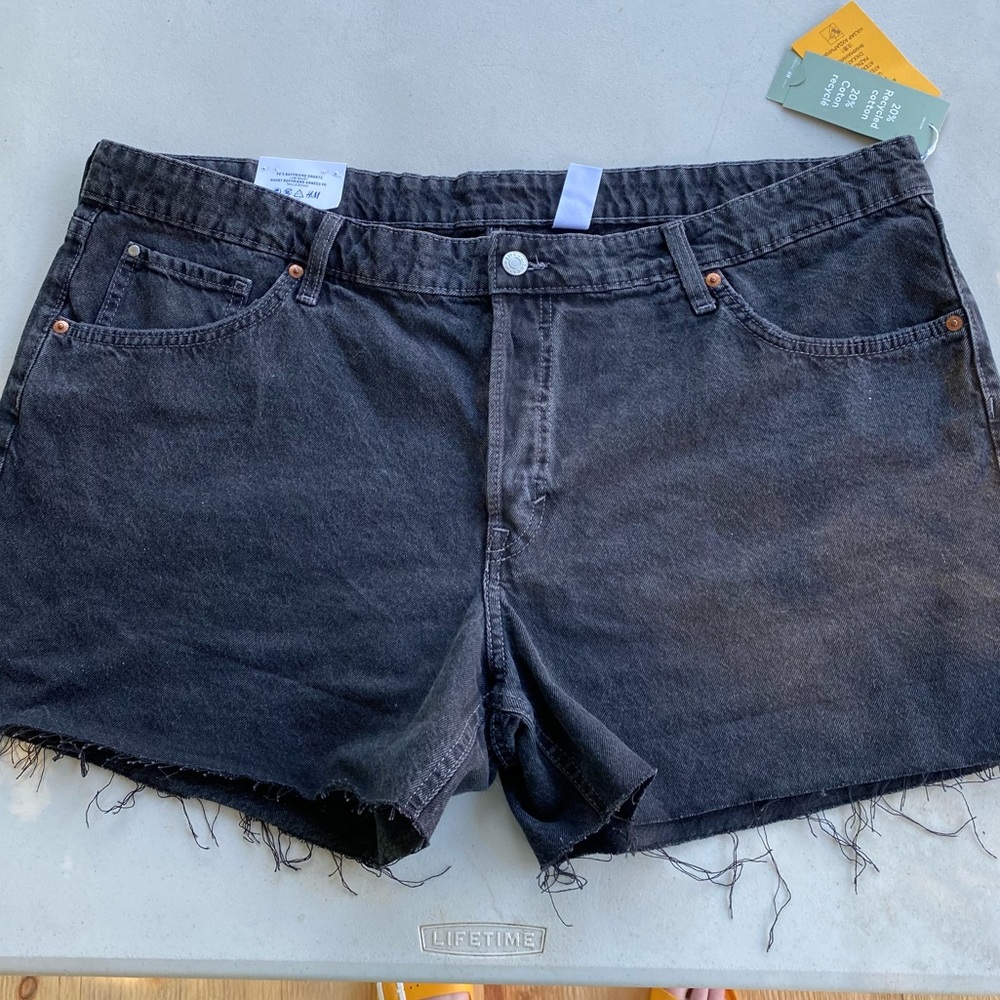 H&M high waist shorts